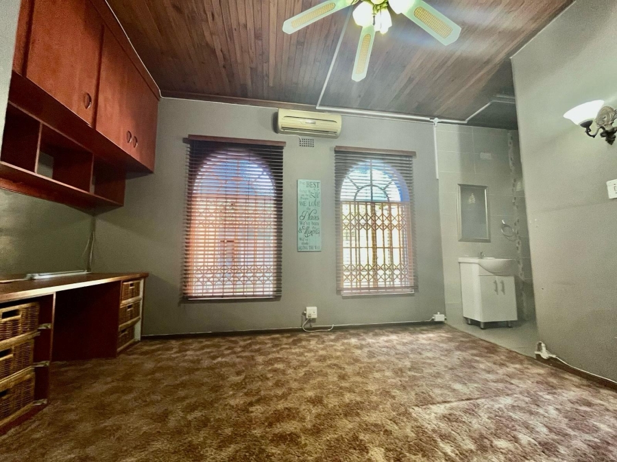 To Let 4 Bedroom Property for Rent in Protea Park North West